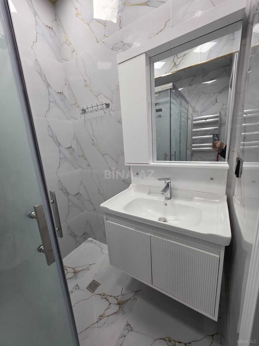 3 otaqlı Yeni tikili, Xırdalan