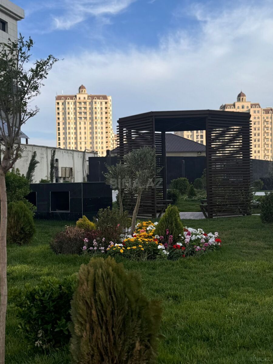 3 otaqlı Yeni tikili, Koroğlu m., Bakı