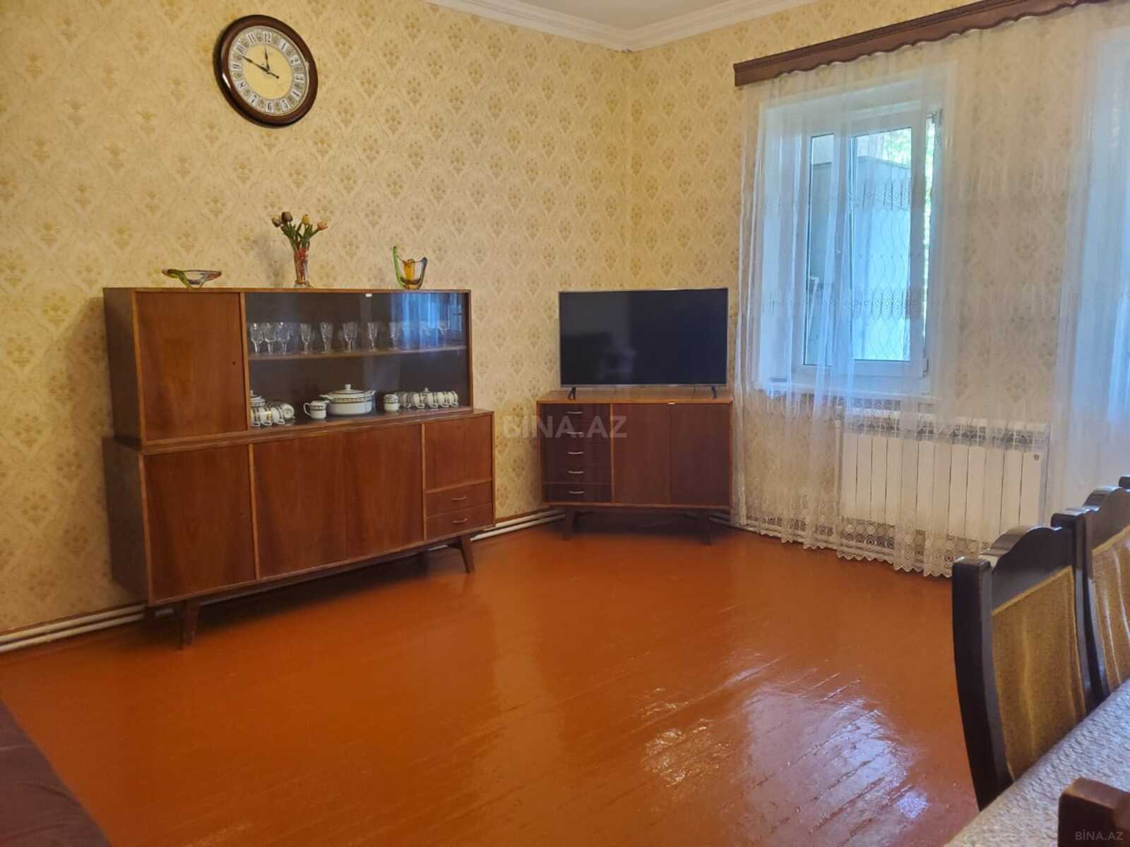 3 otaqlı Köhnə tikili, 28 May m., Bakı