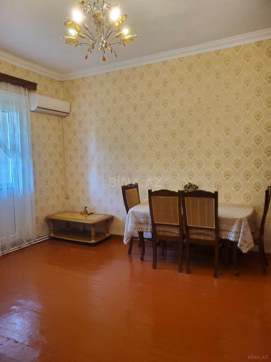 3 otaqlı Köhnə tikili, 28 May m., Bakı