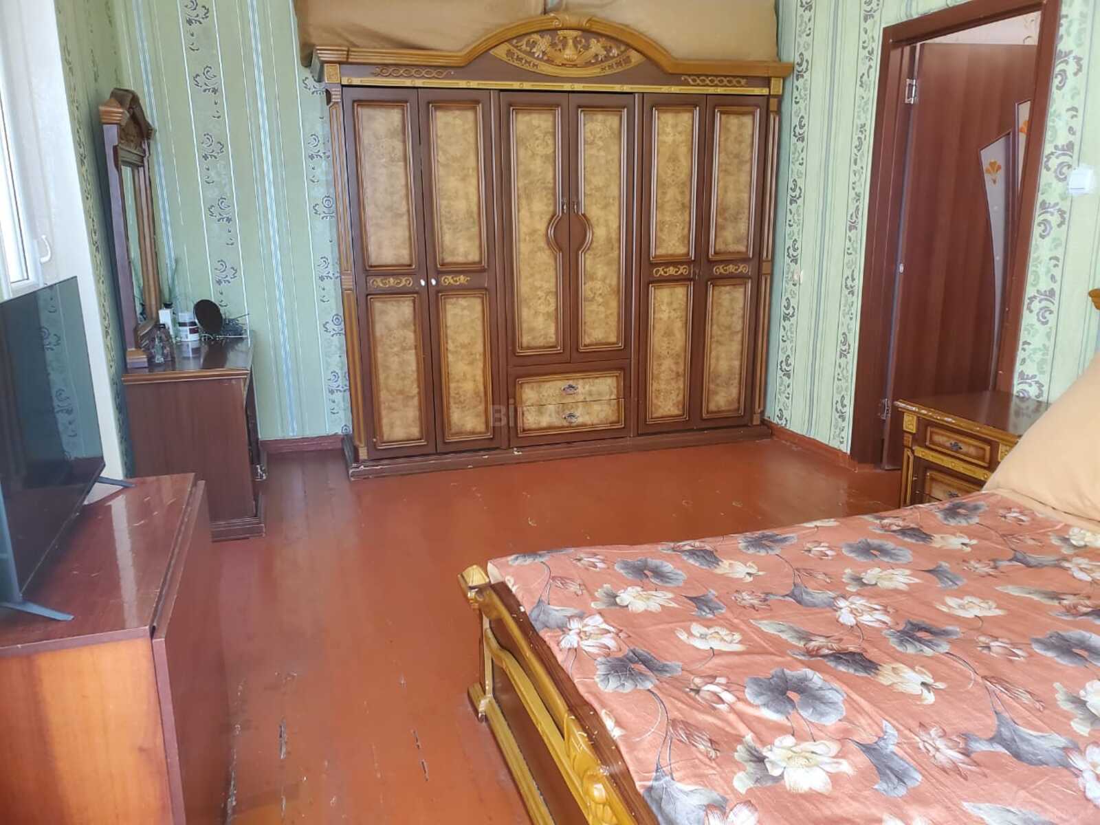 3 otaqlı Köhnə tikili, 28 May m., Bakı