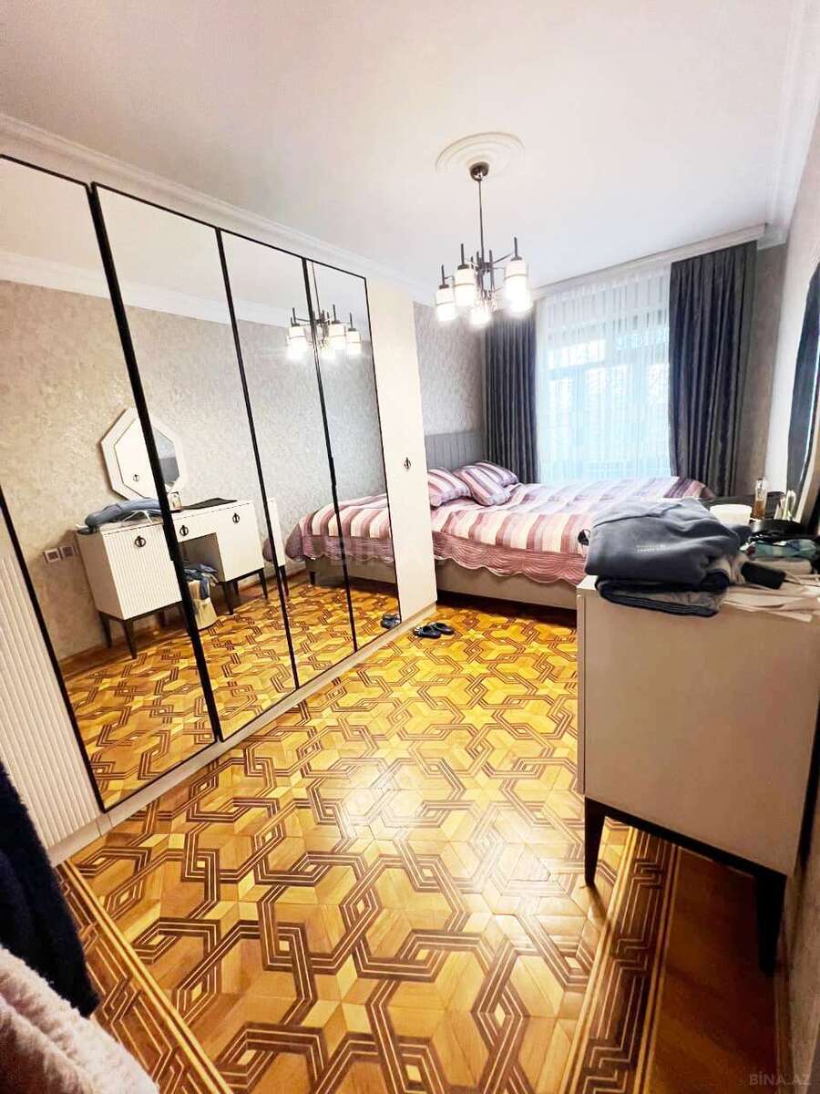 4 otaqlı Köhnə tikili, Azadlıq Prospekti m., Bakı