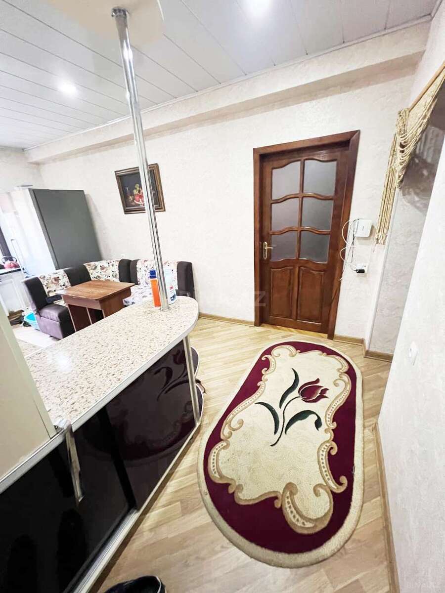 4 otaqlı Köhnə tikili, Azadlıq Prospekti m., Bakı