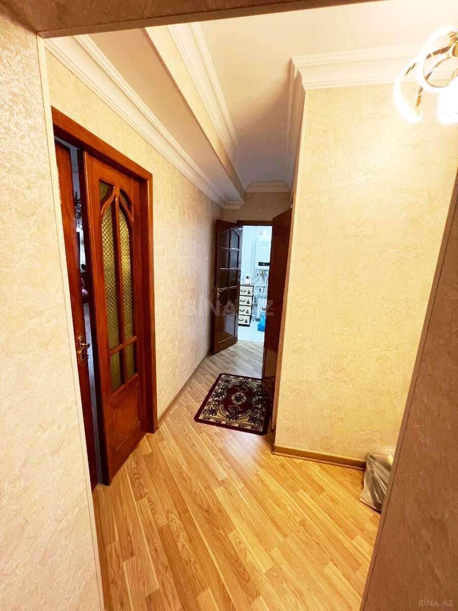 4 otaqlı Köhnə tikili, Azadlıq Prospekti m., Bakı