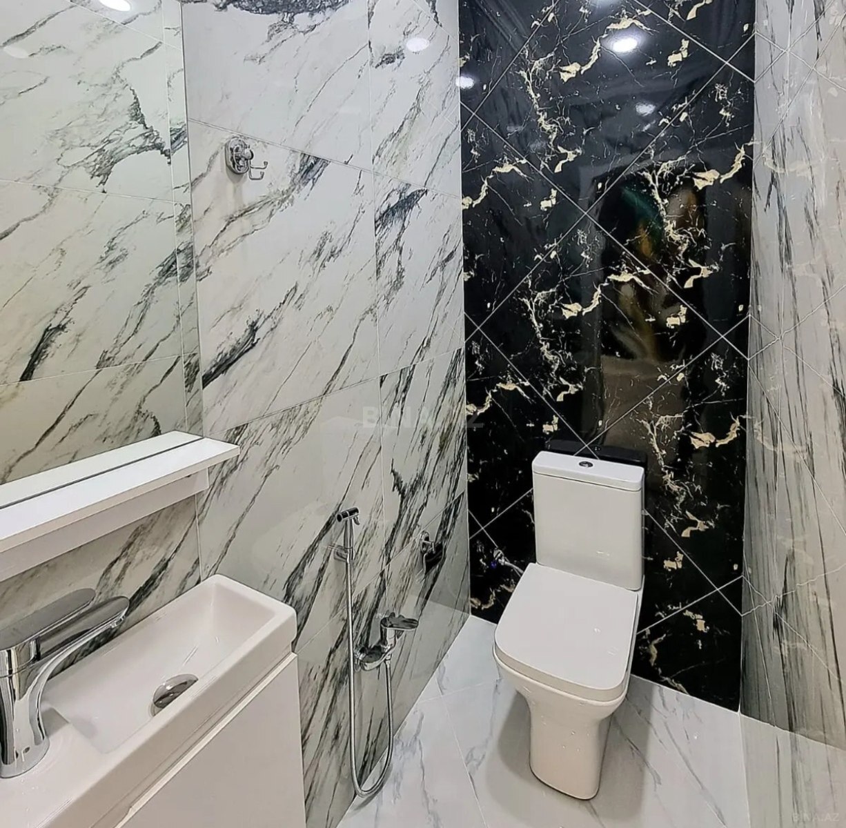 3 otaqlı Yeni tikili, Memar Əcəmi m., Bakı