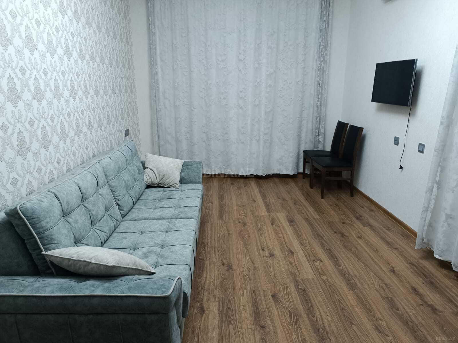 2 otaqlı Köhnə tikili, Bakıxanov q., Bakı