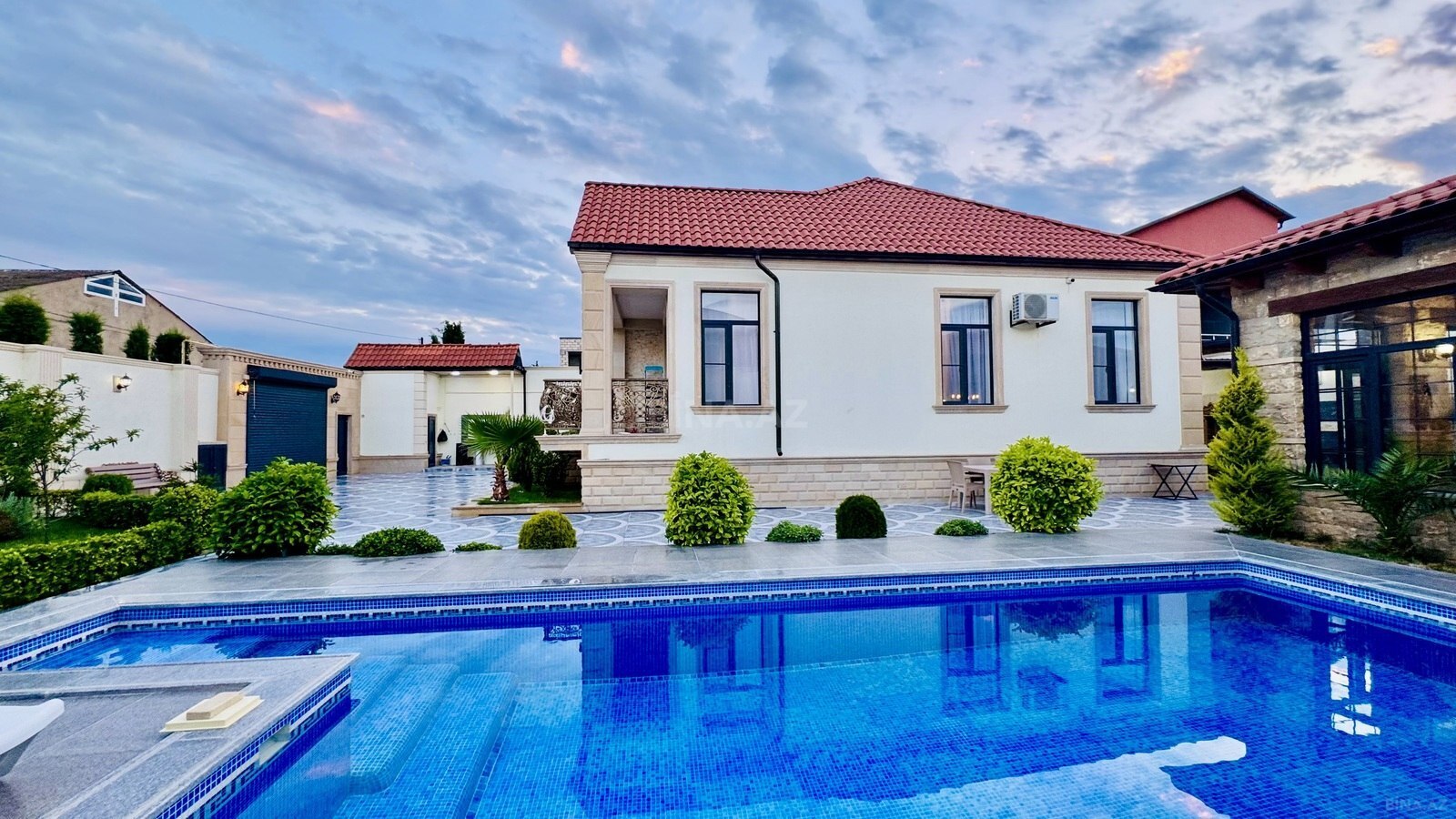 5 otaqlı Həyət evi/Bağ evi, Mərdəkan q., Bakı