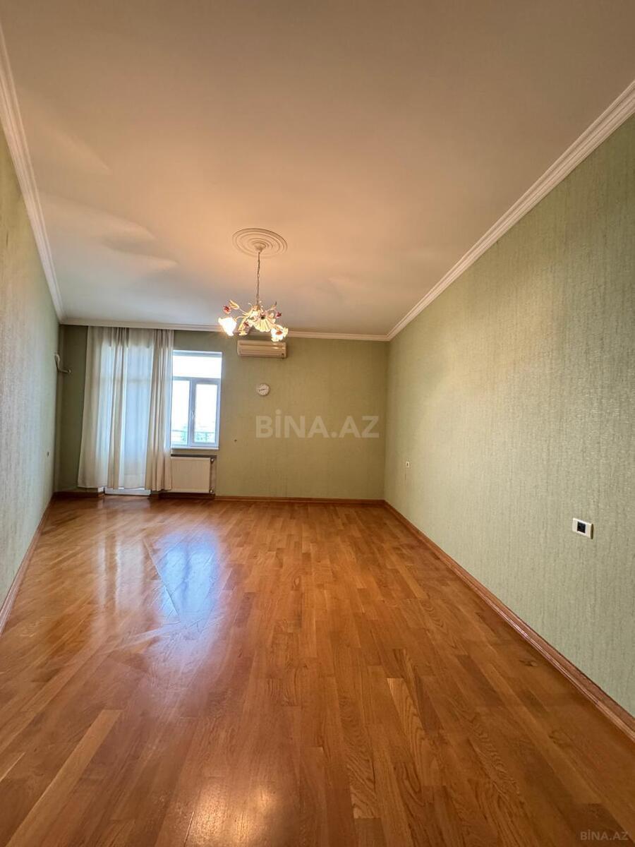 4 otaqlı Yeni tikili, Azadlıq Prospekti m., Bakı