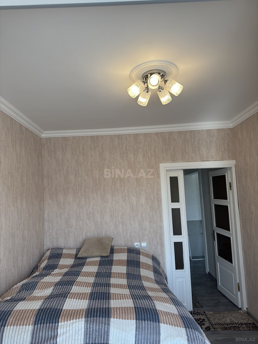 2 otaqlı Köhnə tikili, Avtovağzal m., Bakı