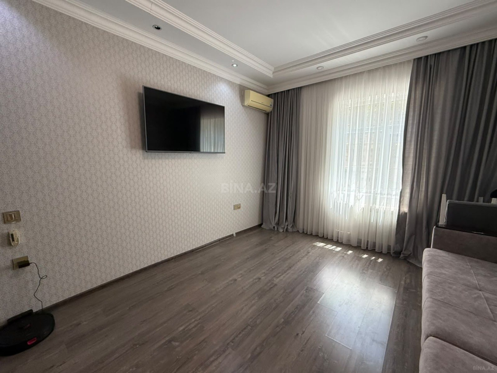 2 otaqlı Köhnə tikili, Qaraçuxur q., Bakı