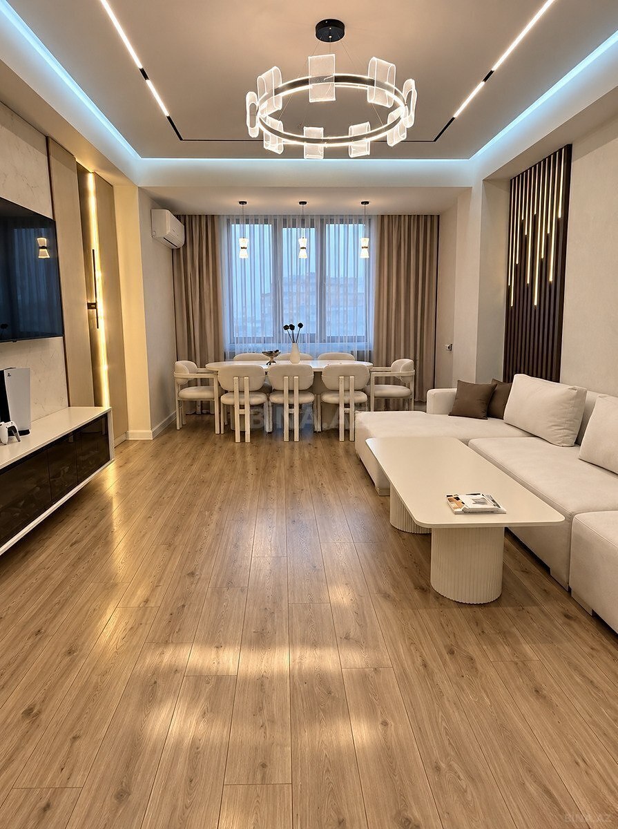 3 otaqlı Yeni tikili, Azadlıq Prospekti m., Bakı