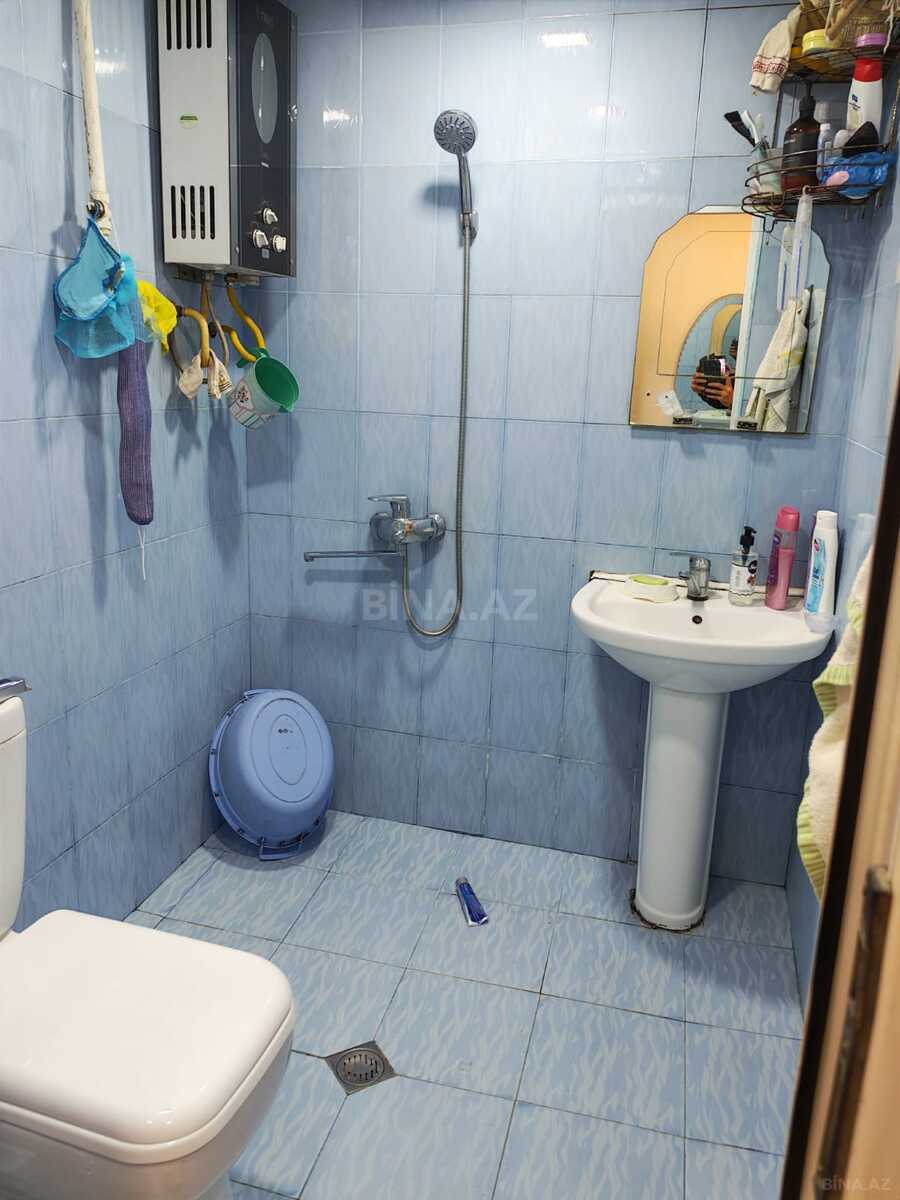 2 otaqlı Köhnə tikili, Elmlər Akademiyası m., Bakı