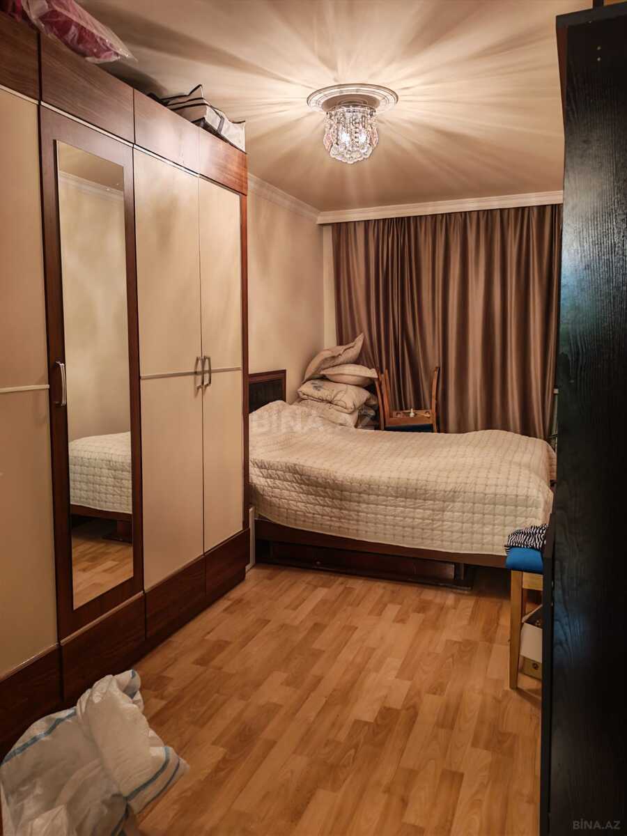 2 otaqlı Köhnə tikili, Elmlər Akademiyası m., Bakı