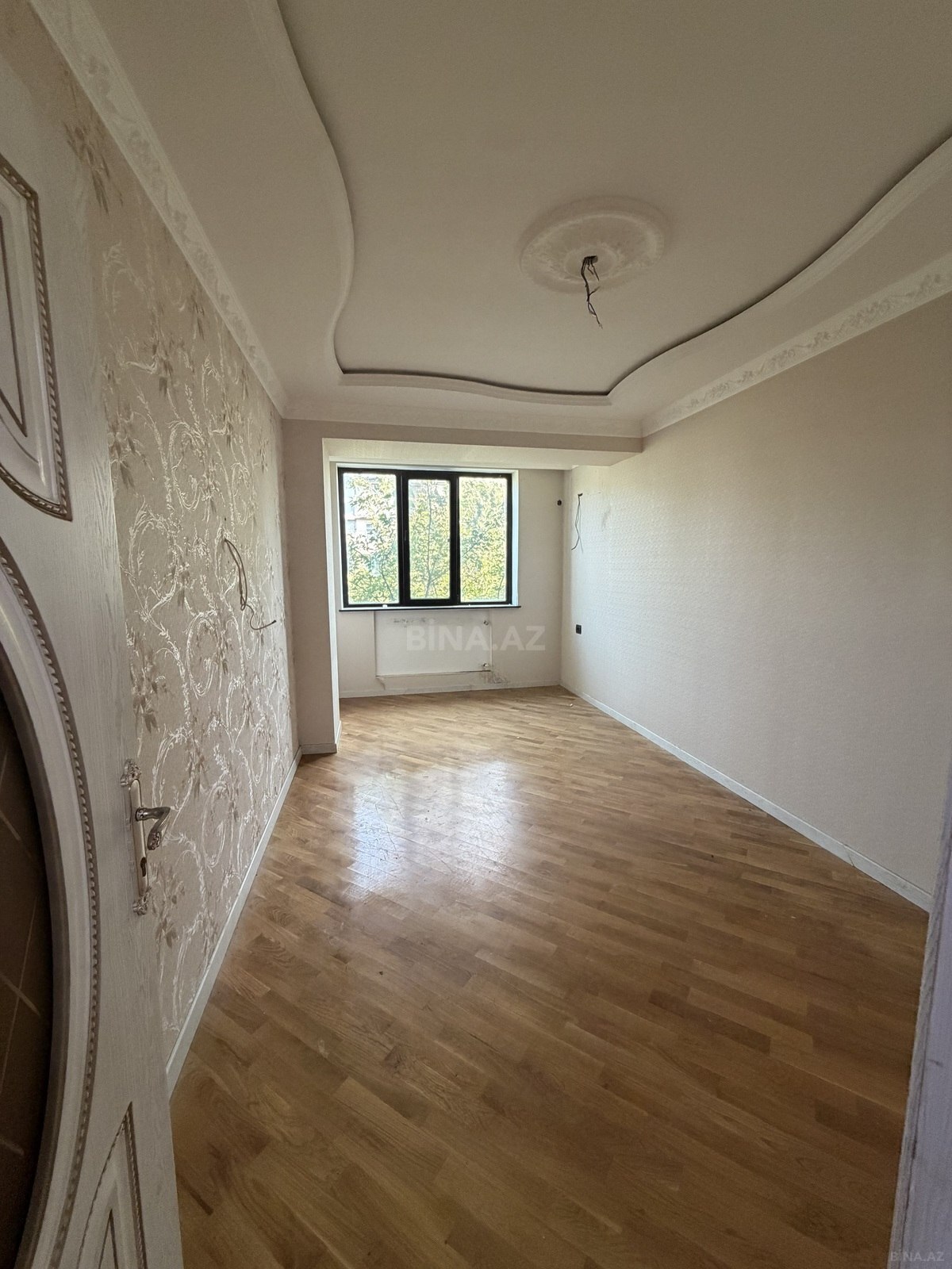 3 otaqlı Köhnə tikili, 8-ci kilometr q., Bakı