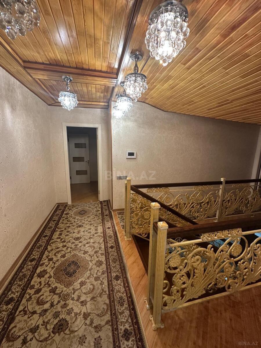 8 otaqlı Yeni tikili, Nizami m., Bakı