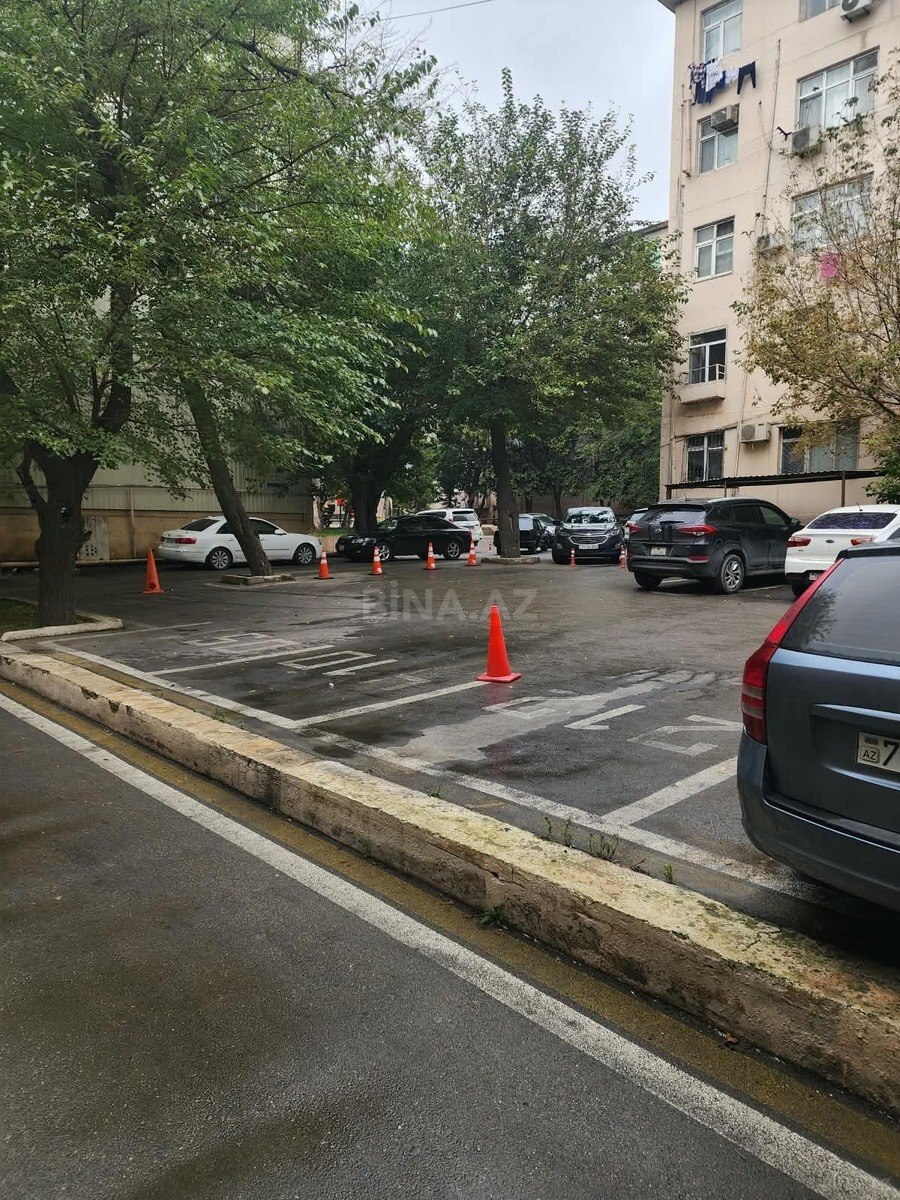 2 otaqlı Köhnə tikili, 20 Yanvar m., Bakı