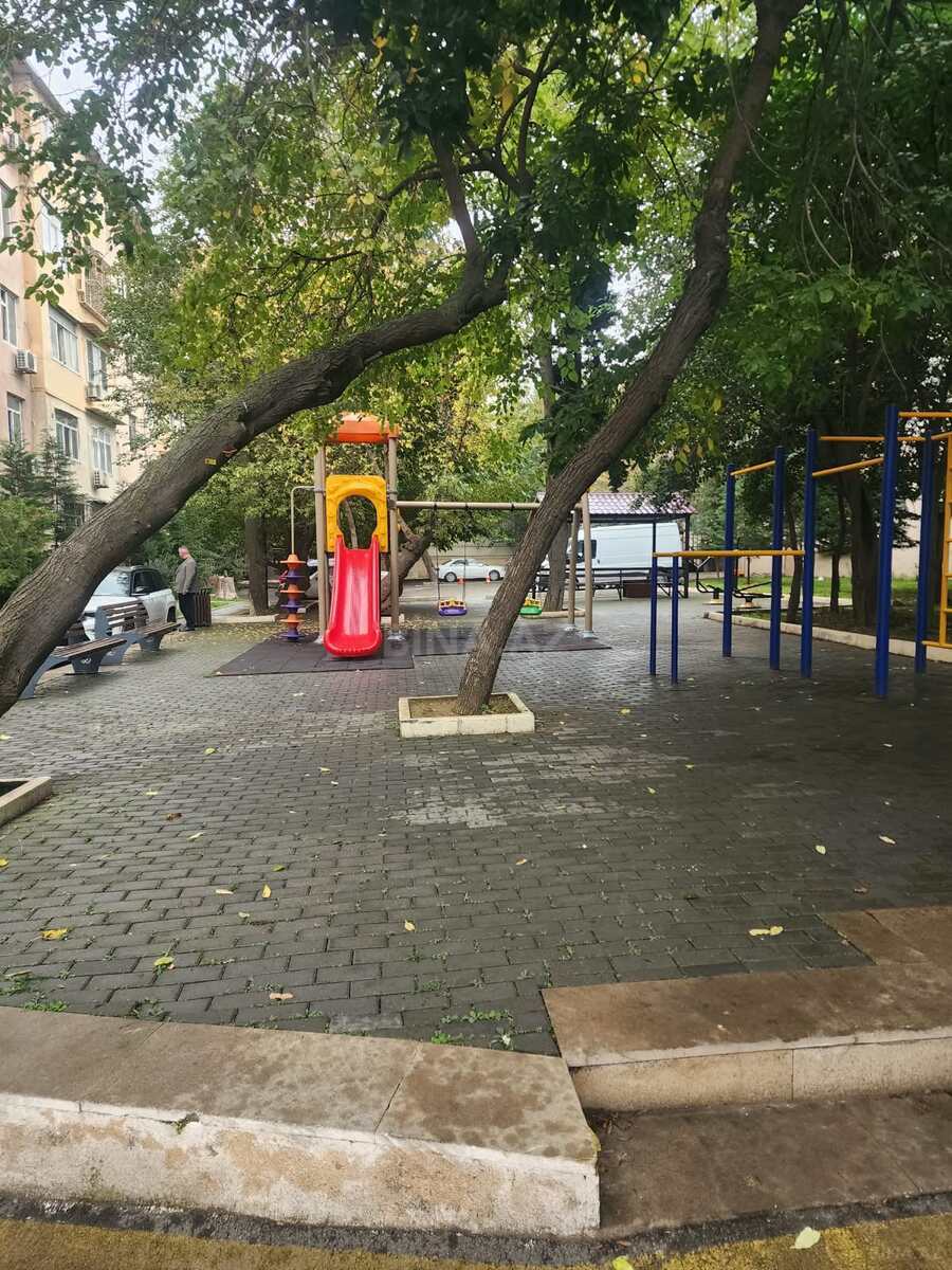 2 otaqlı Köhnə tikili, 20 Yanvar m., Bakı