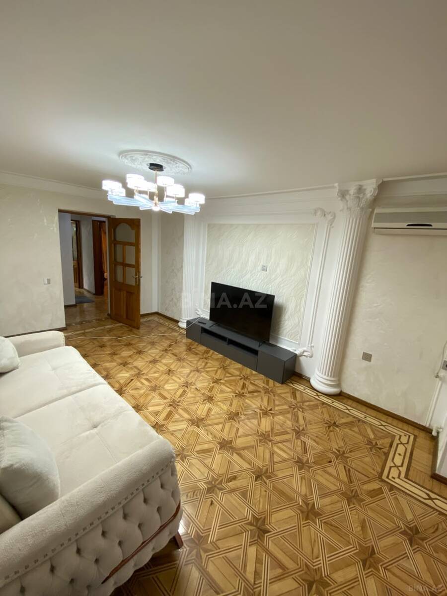 3 otaqlı Köhnə tikili, İnşaatçılar m., Bakı