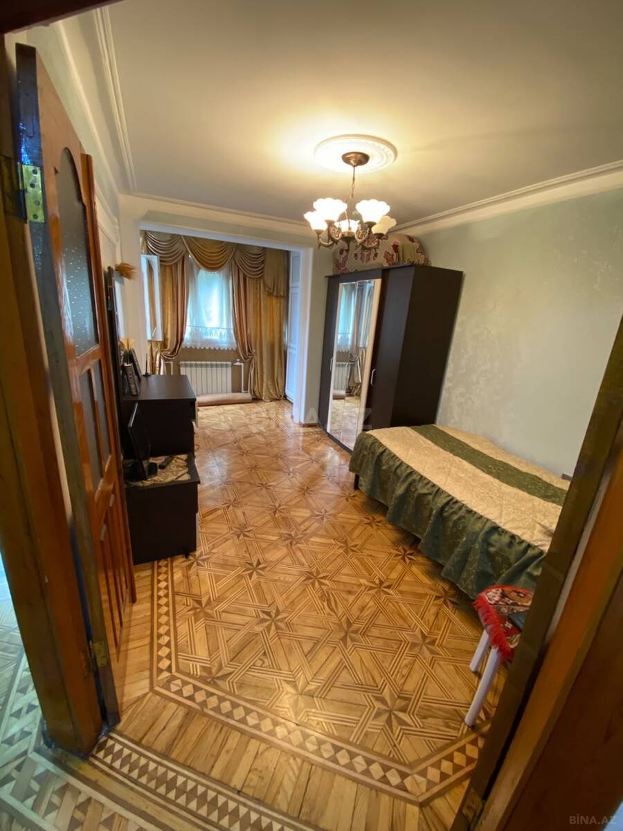 3 otaqlı Köhnə tikili, İnşaatçılar m., Bakı