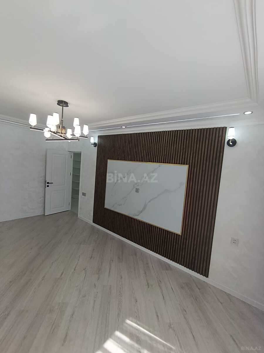 3 otaqlı Köhnə tikili, Xalqlar Dostluğu m., Bakı