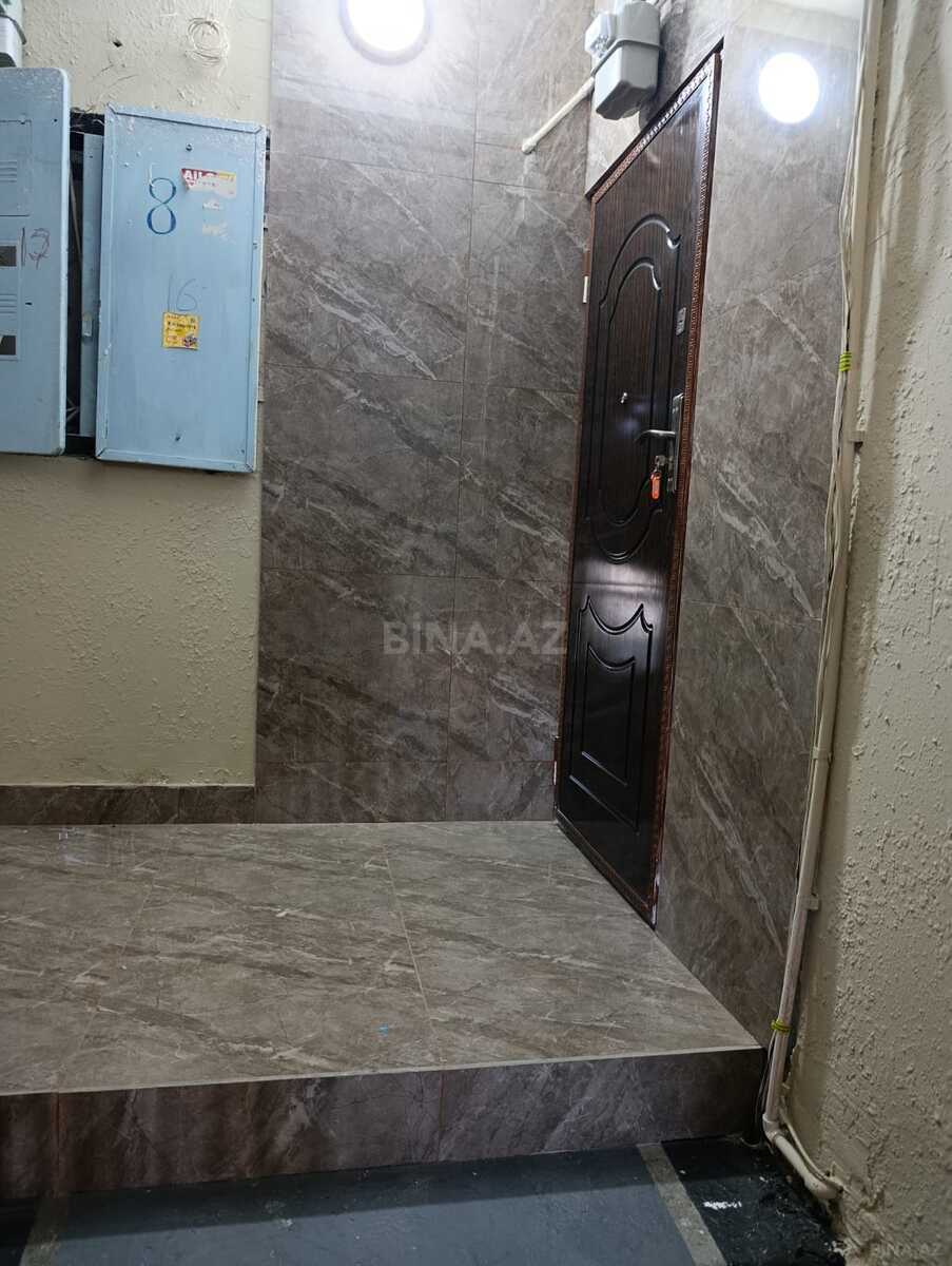 3 otaqlı Köhnə tikili, Xalqlar Dostluğu m., Bakı