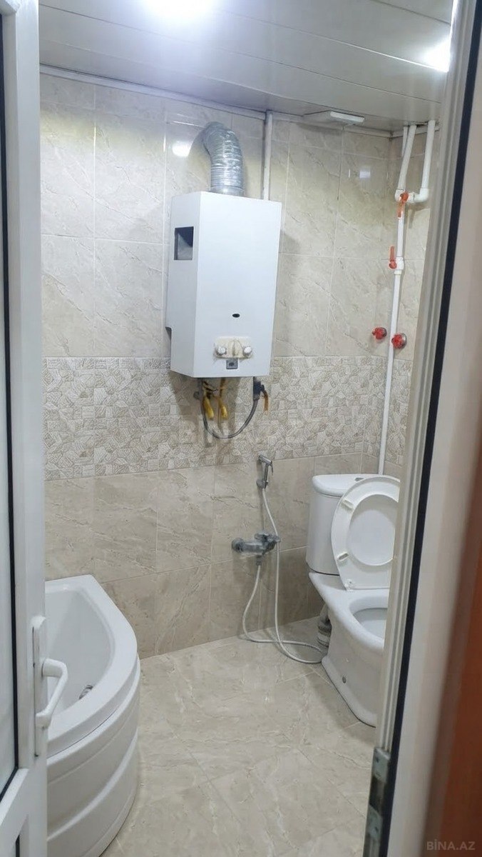 2 otaqlı Köhnə tikili, Memar Əcəmi m., Bakı
