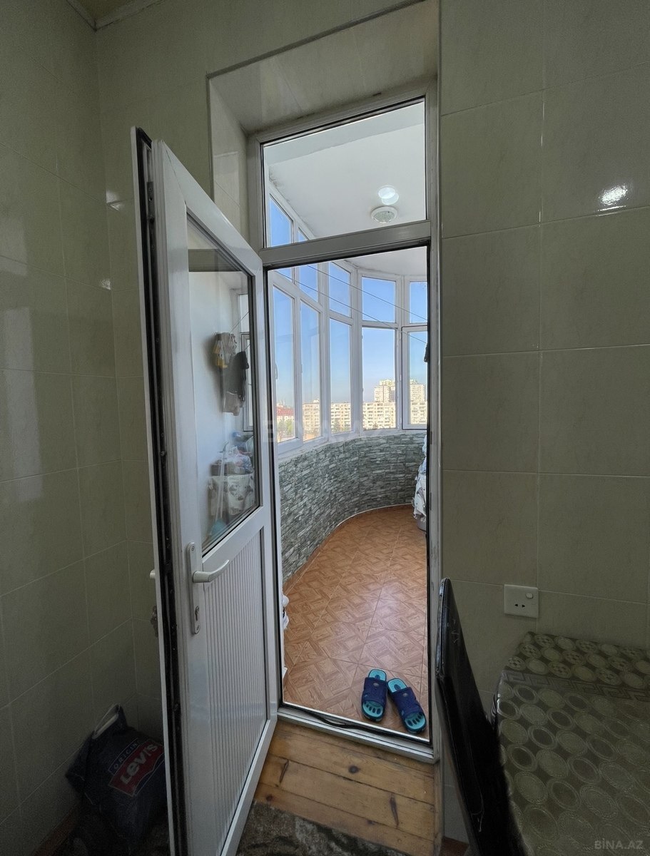 3 otaqlı Yeni tikili, Neftçilər m., Bakı