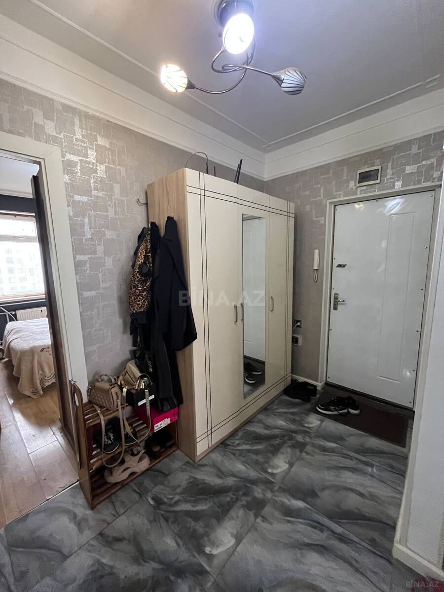 3 otaqlı Köhnə tikili, Binəqədi r., Bakı