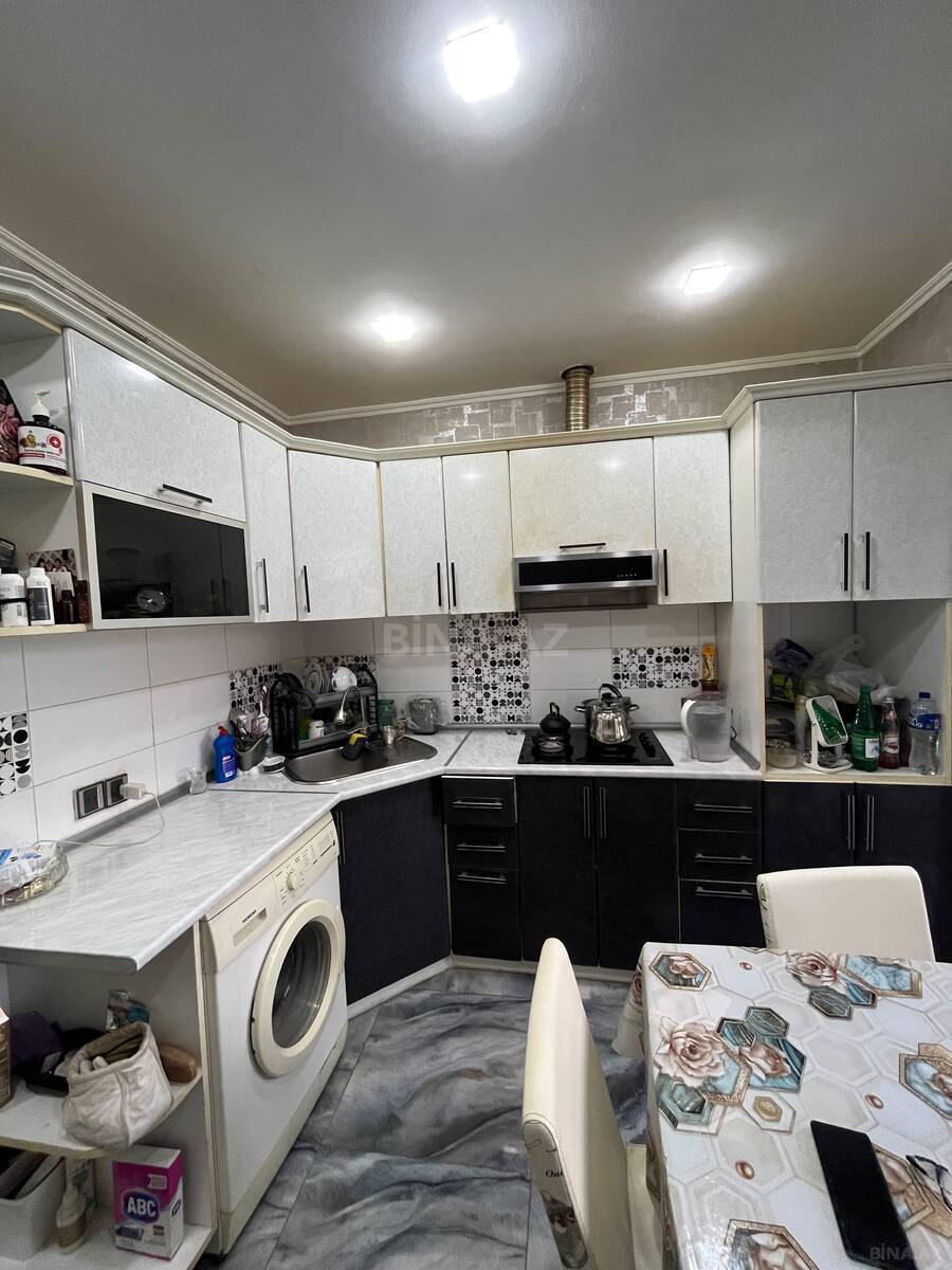 3 otaqlı Köhnə tikili, Binəqədi r., Bakı