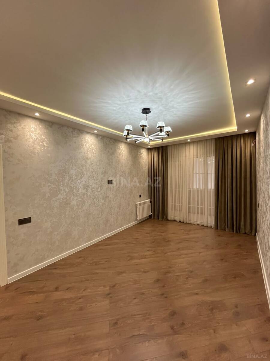 3 otaqlı Köhnə tikili, Qara Qarayev m., Bakı