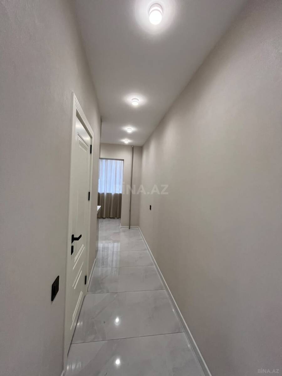 3 otaqlı Köhnə tikili, Qara Qarayev m., Bakı