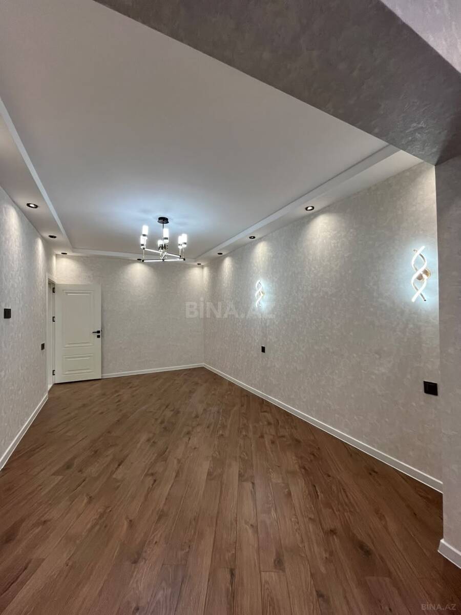 3 otaqlı Köhnə tikili, Qara Qarayev m., Bakı