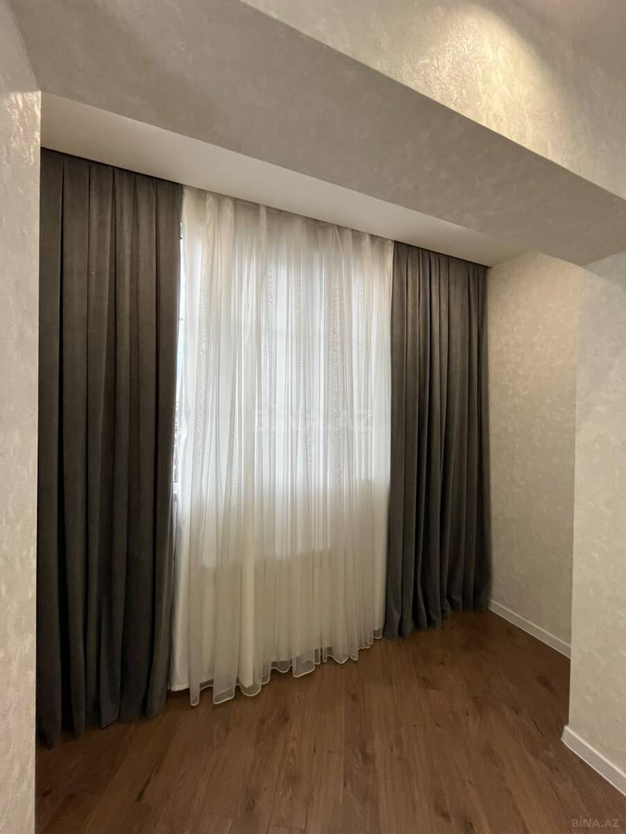 3 otaqlı Köhnə tikili, Qara Qarayev m., Bakı