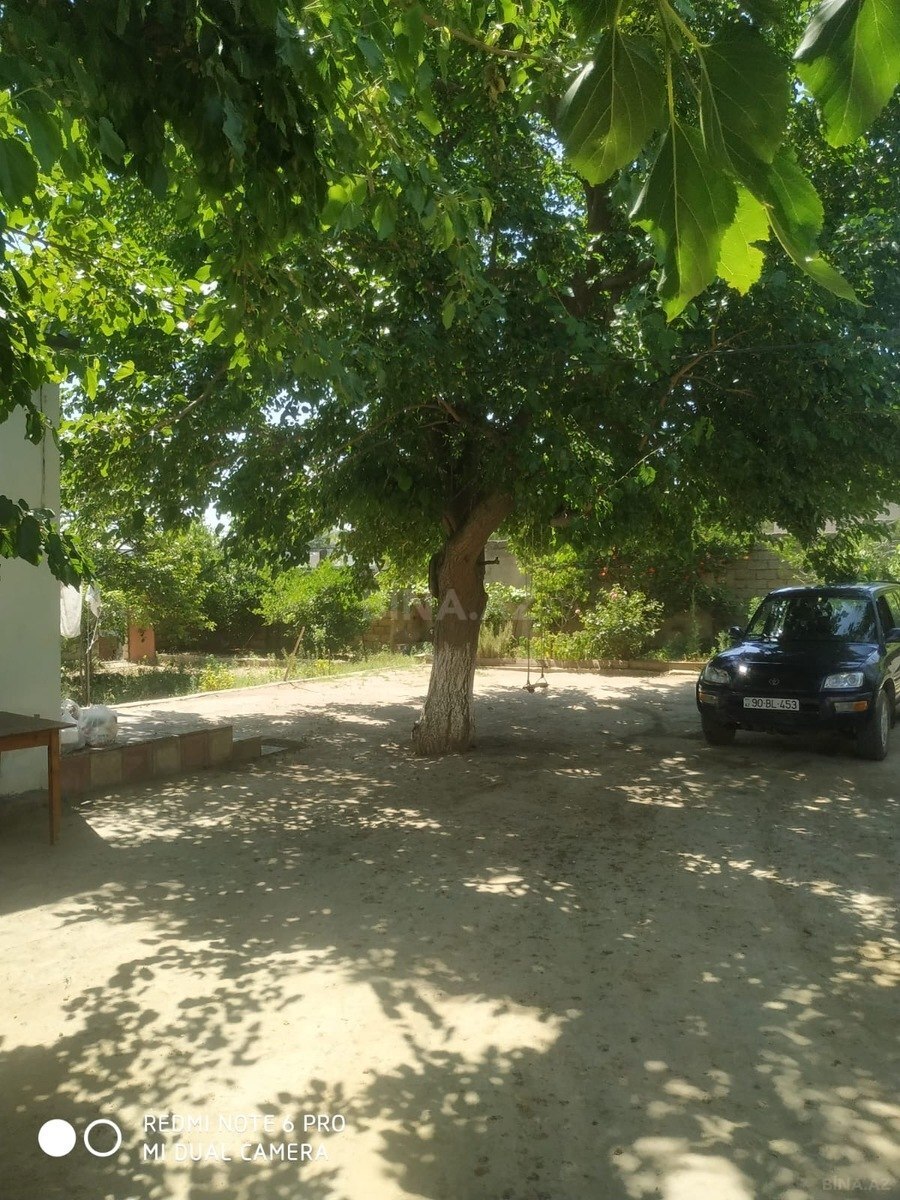 4 otaqlı Həyət evi/Bağ evi, Saray q., Bakı