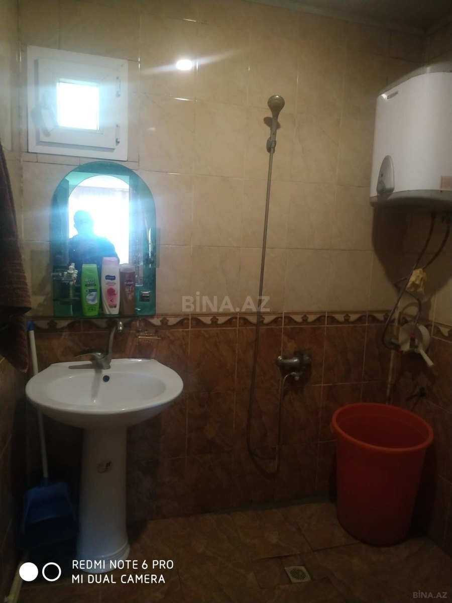 4 otaqlı Həyət evi/Bağ evi, Saray q., Bakı