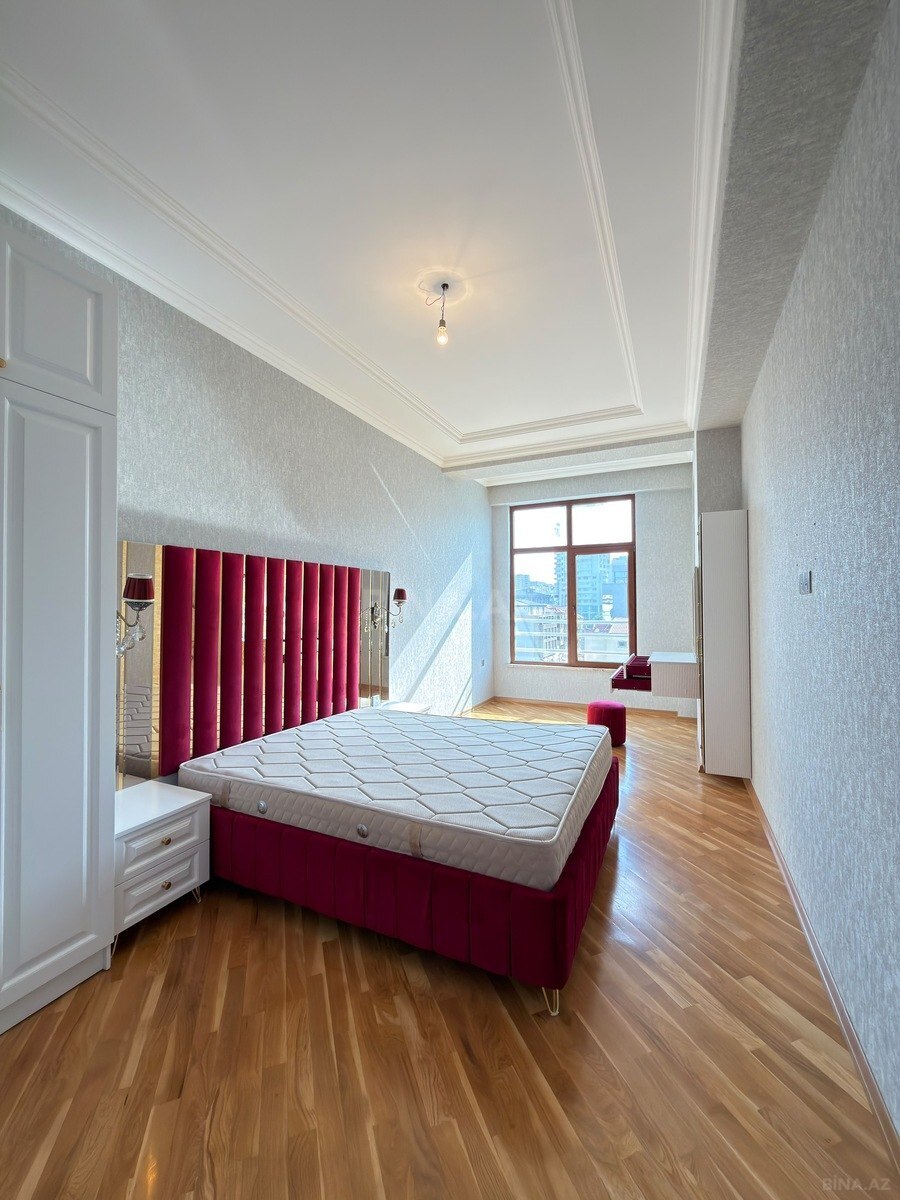 3 otaqlı Yeni tikili, 8 Noyabr m., Bakı