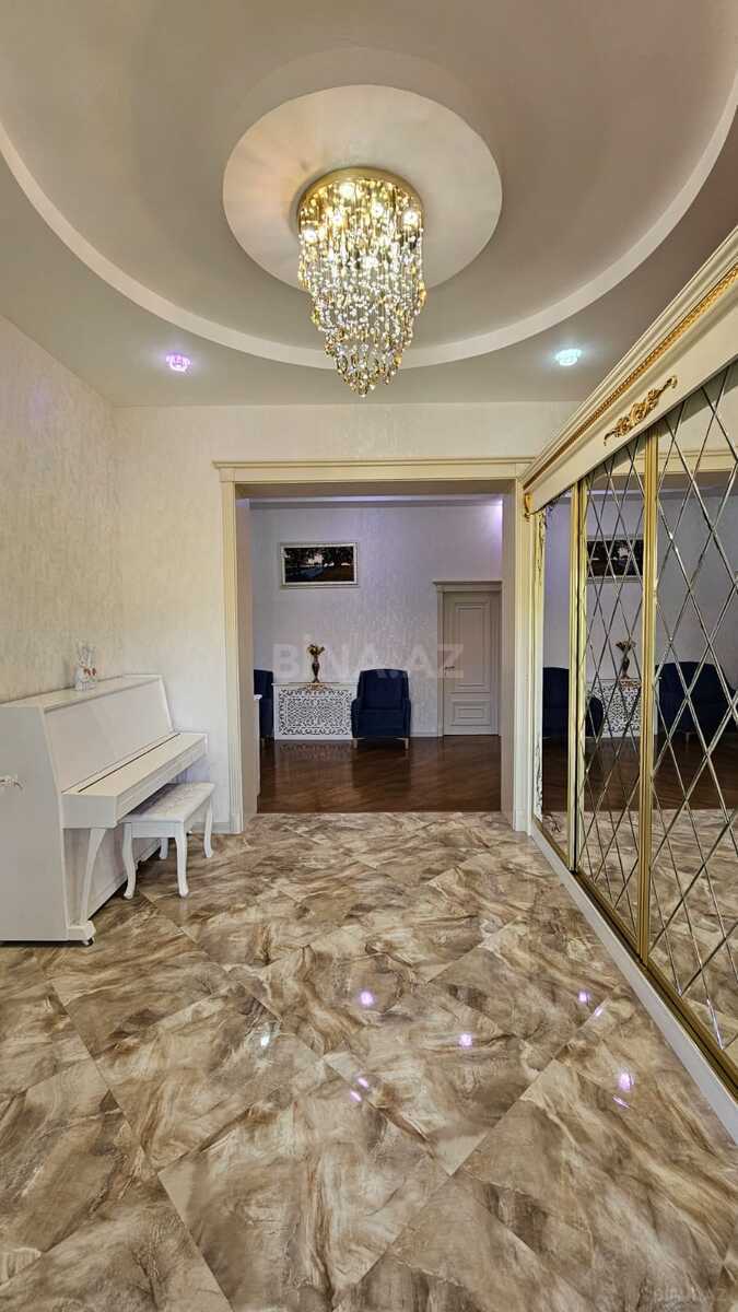 4 otaqlı Həyət evi/Bağ evi, Mərdəkan q., Bakı