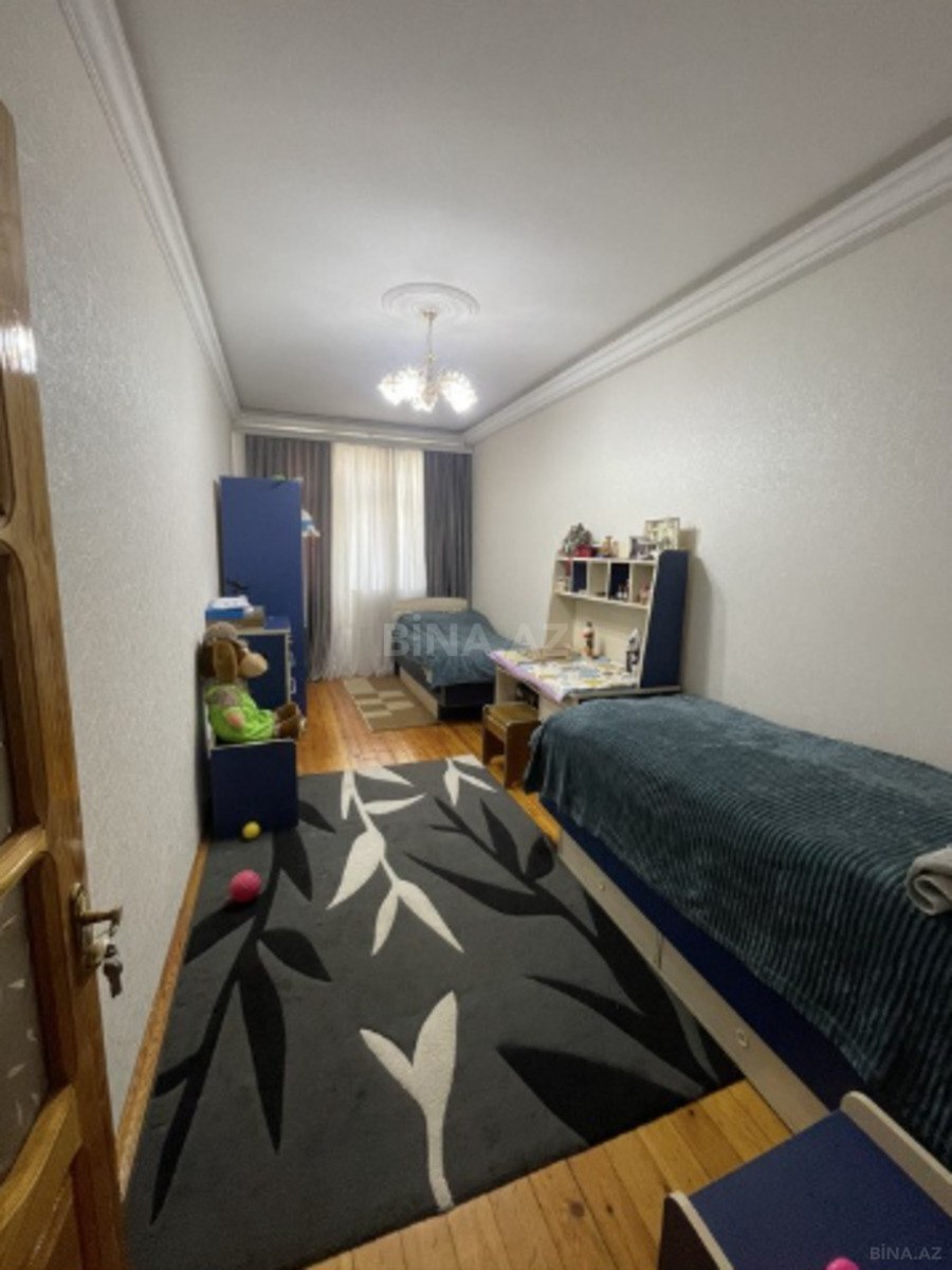 3 otaqlı Yeni tikili, Neftçilər m., Bakı
