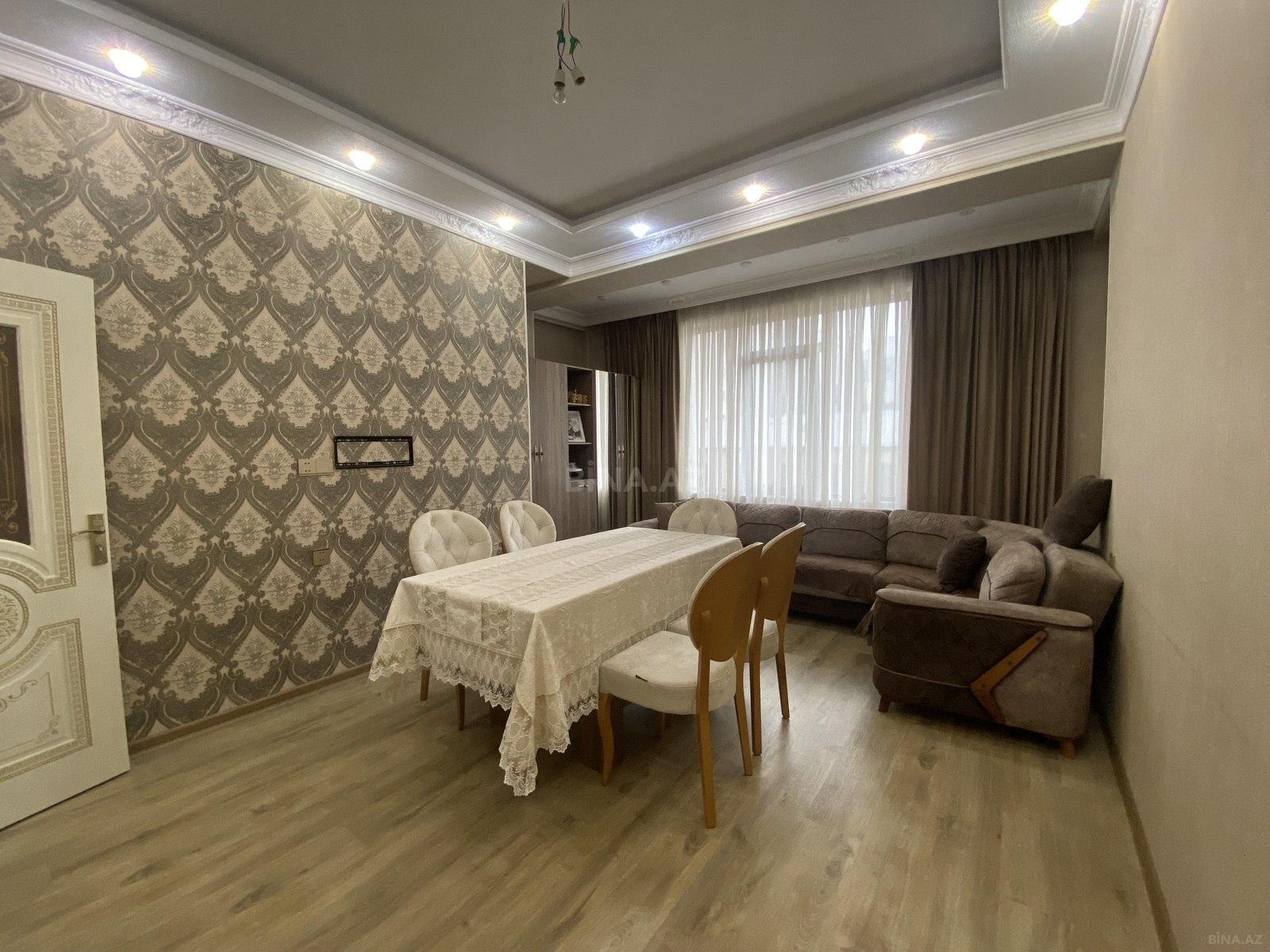 3 otaqlı Yeni tikili, Şah İsmayıl Xətai m., Bakı