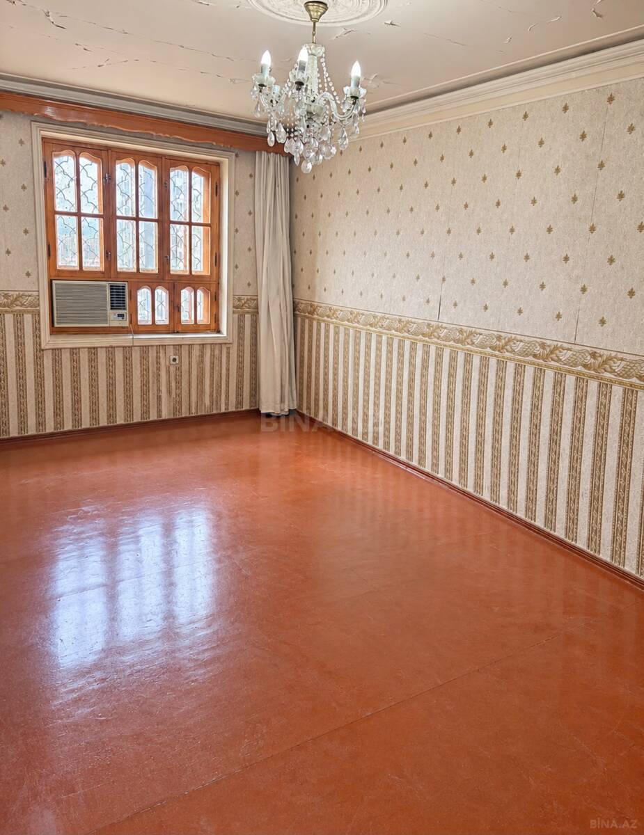 4 otaqlı Köhnə tikili, Həzi Aslanov m., Bakı