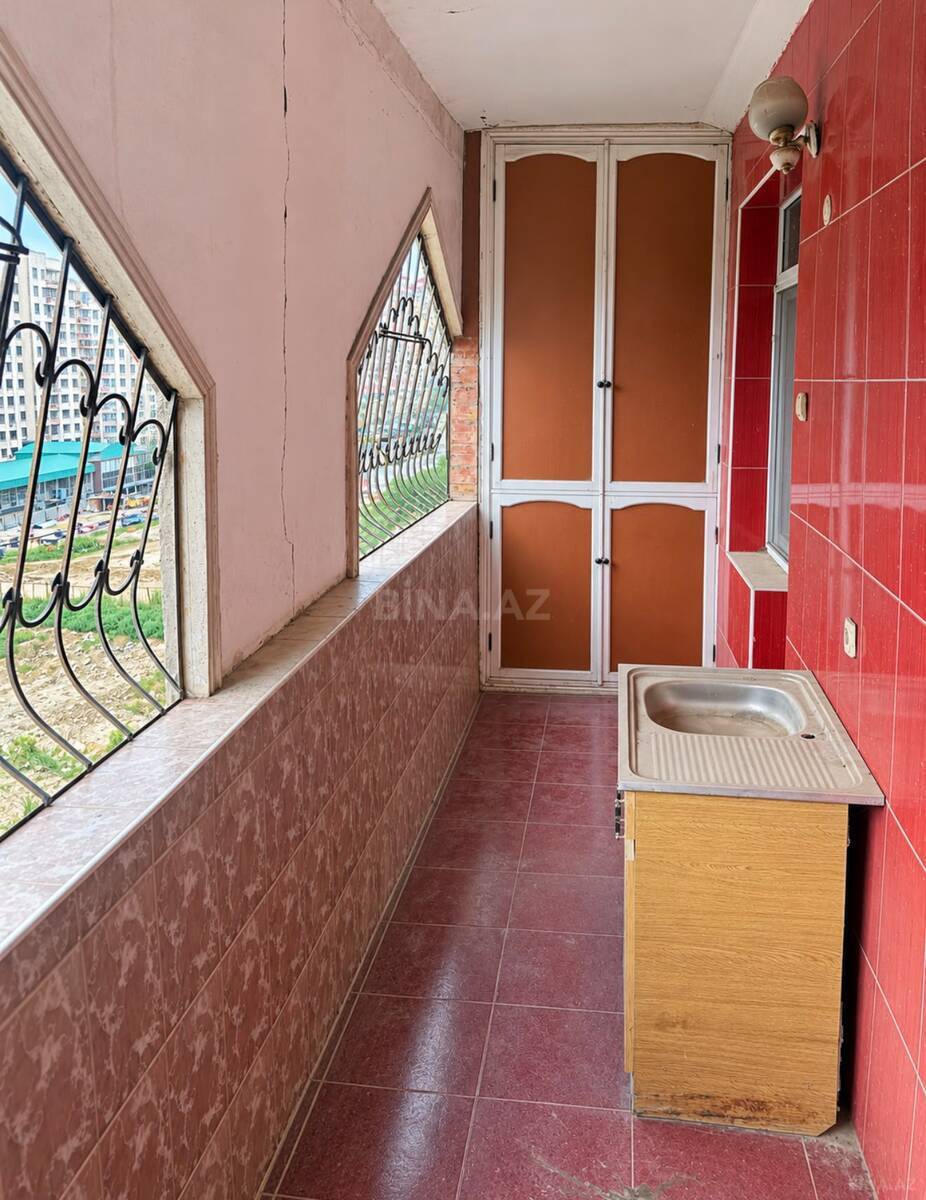4 otaqlı Köhnə tikili, Həzi Aslanov m., Bakı