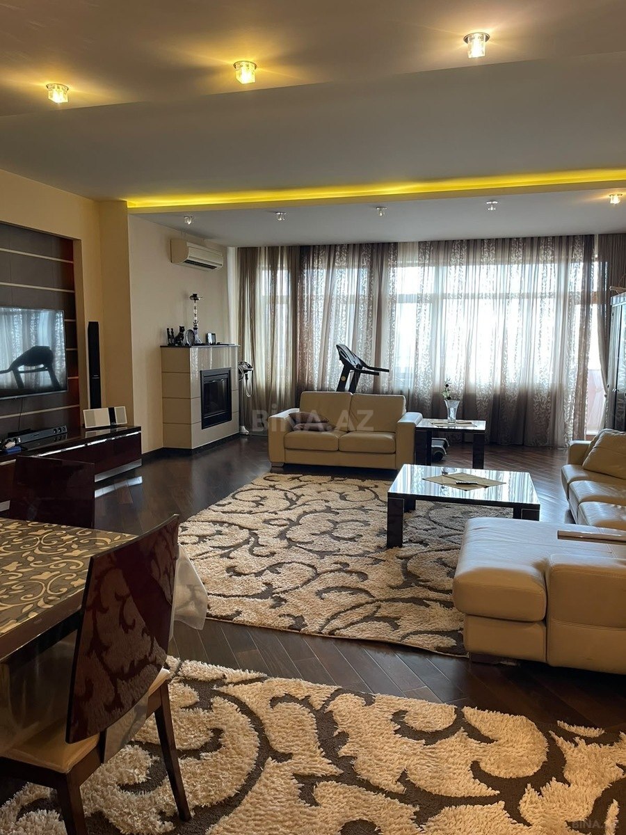 4 otaqlı Yeni tikili, Elmlər Akademiyası m., Bakı