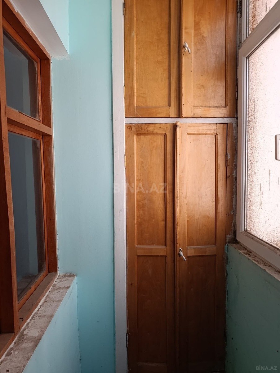 3 otaqlı Köhnə tikili, Memar Əcəmi m., Bakı