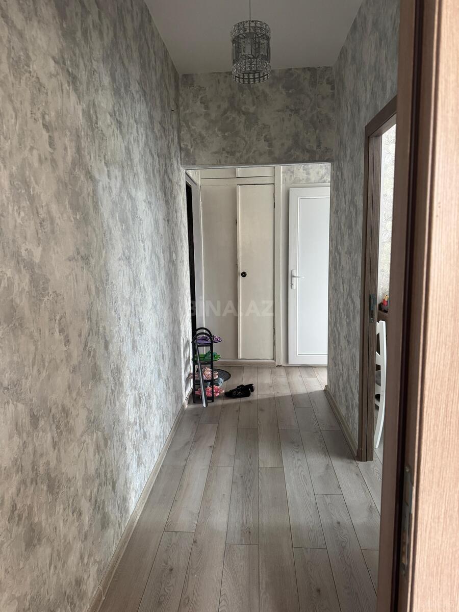 2 otaqlı Köhnə tikili, Memar Əcəmi m., Bakı