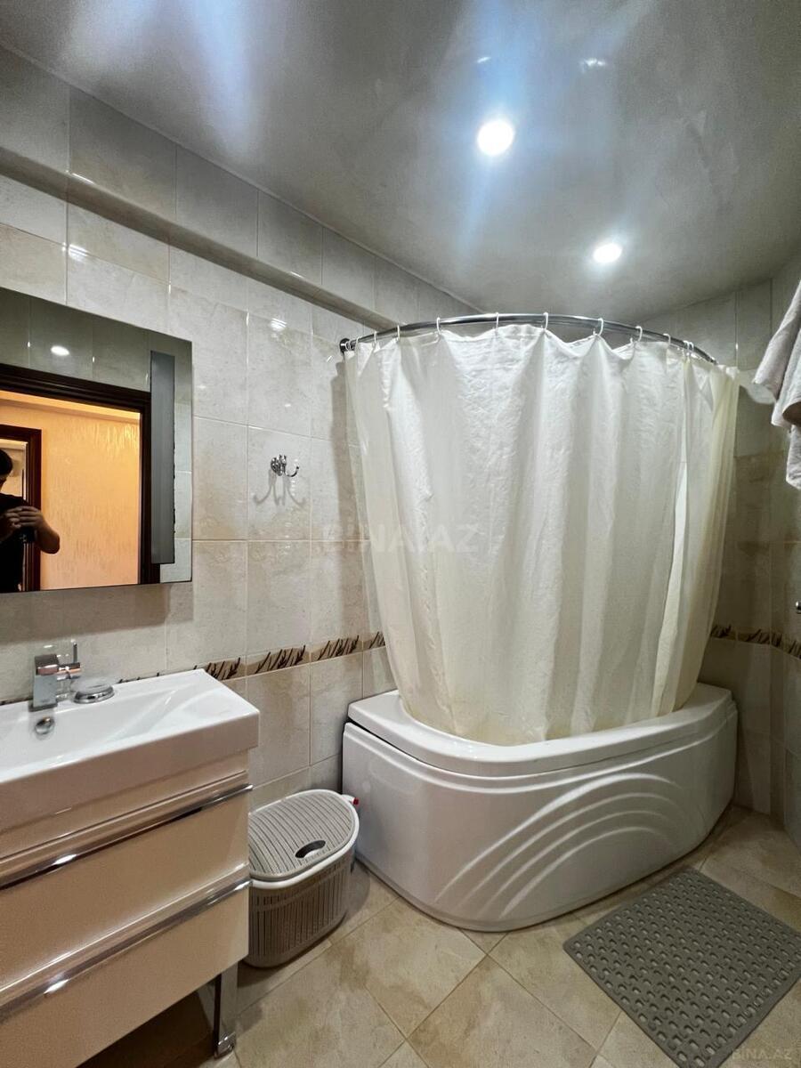 3 otaqlı Yeni tikili, İnşaatçılar m., Bakı
