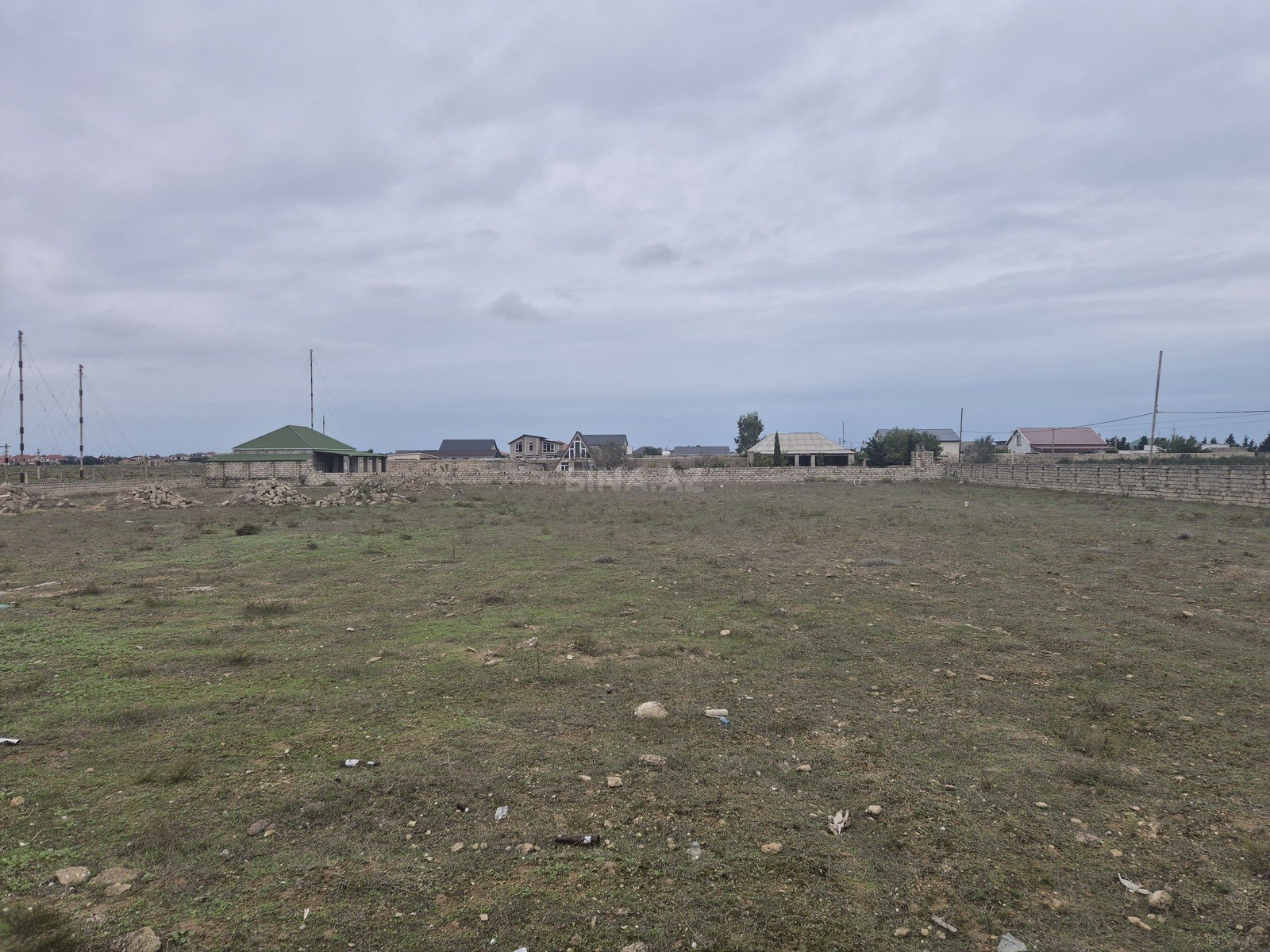 Torpaq Şüvəlan q., Bakı