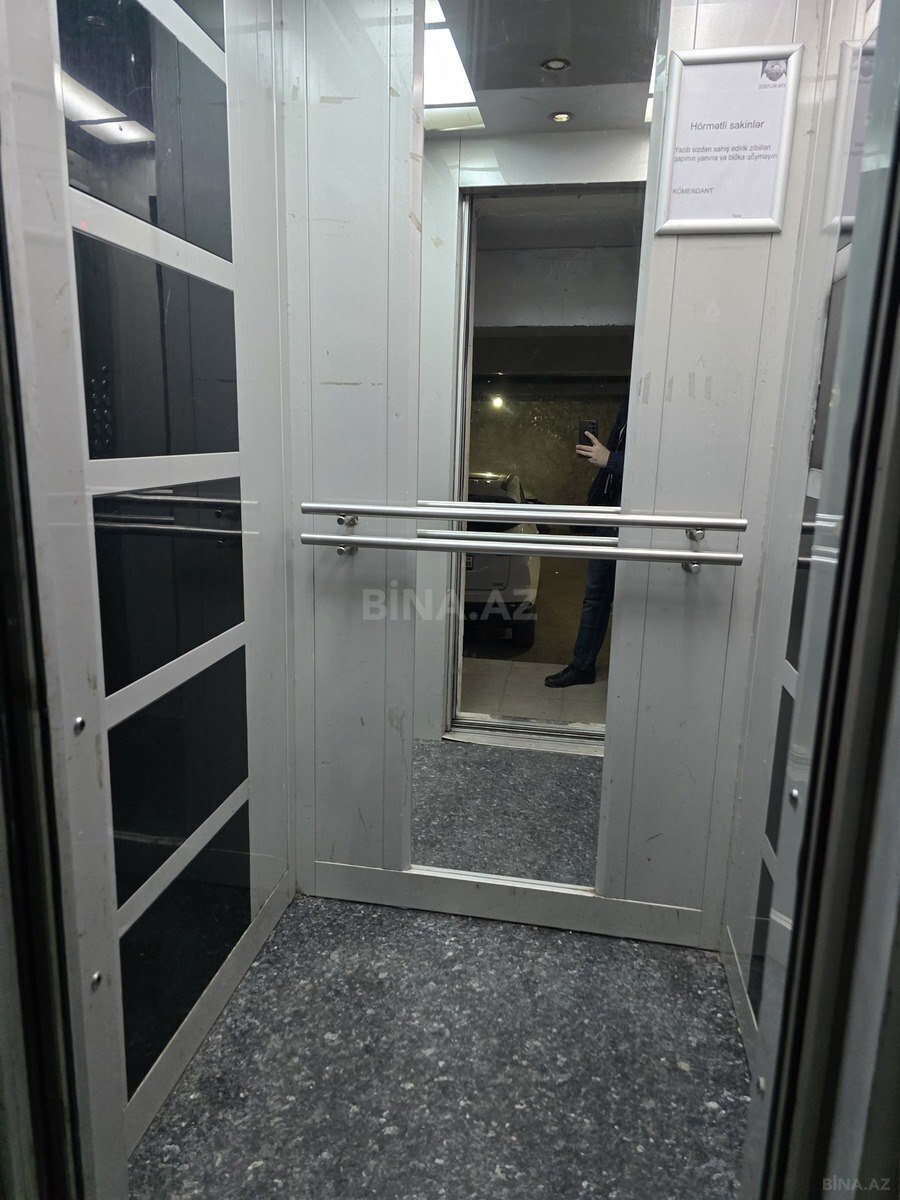 3 otaqlı Yeni tikili, İnşaatçılar m., Bakı