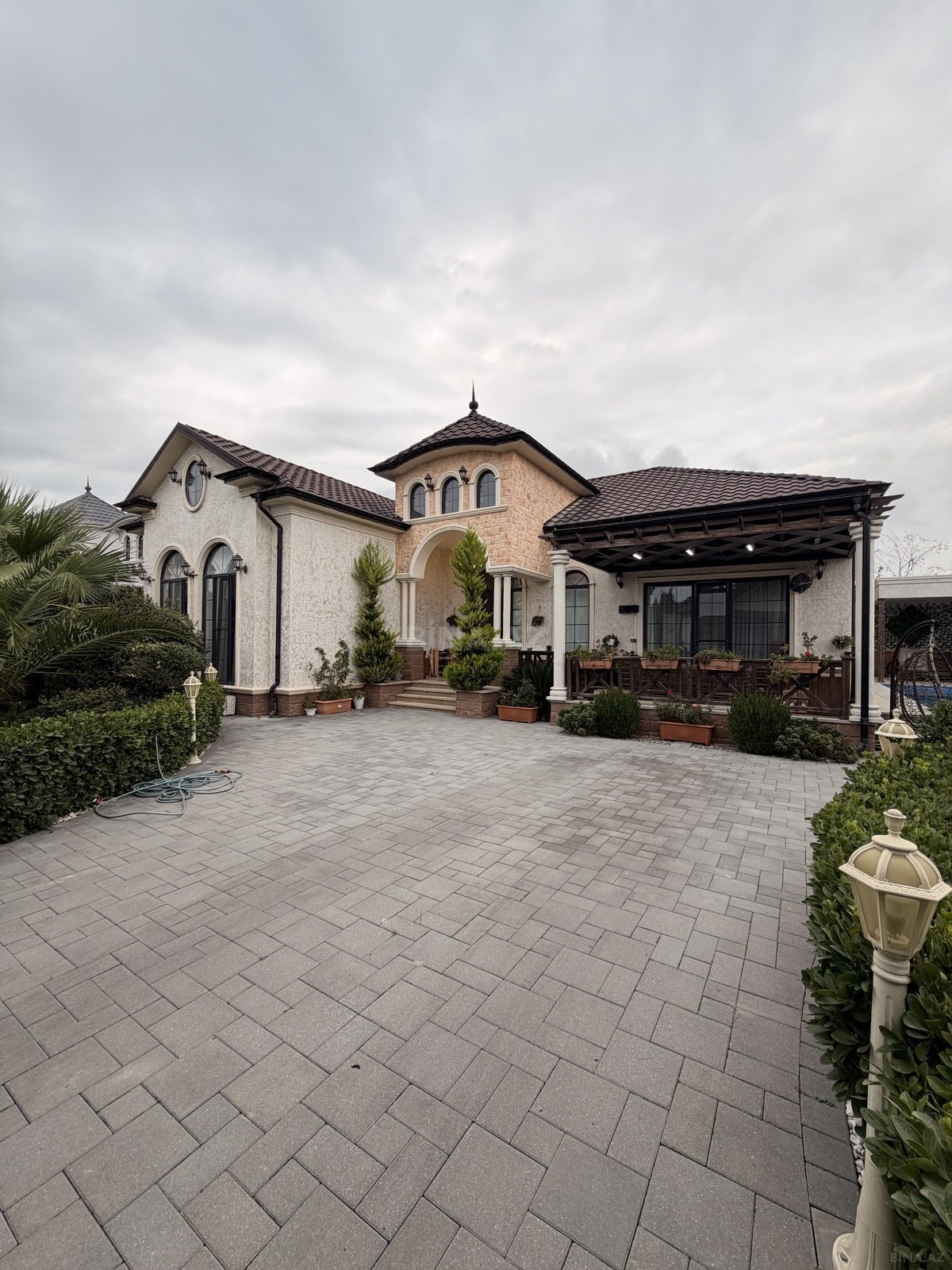 4 otaqlı Həyət evi/Bağ evi, Mərdəkan q., Bakı