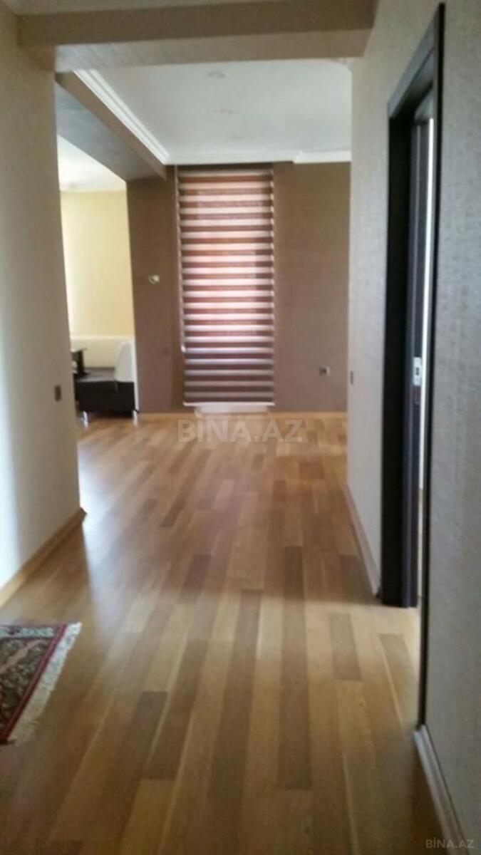 3 otaqlı Yeni tikili, Şah İsmayıl Xətai m., Bakı