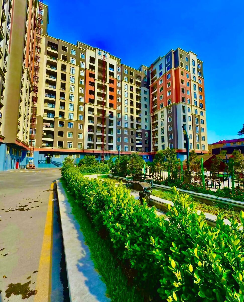 3 otaqlı Yeni tikili, Qara Qarayev m., Bakı